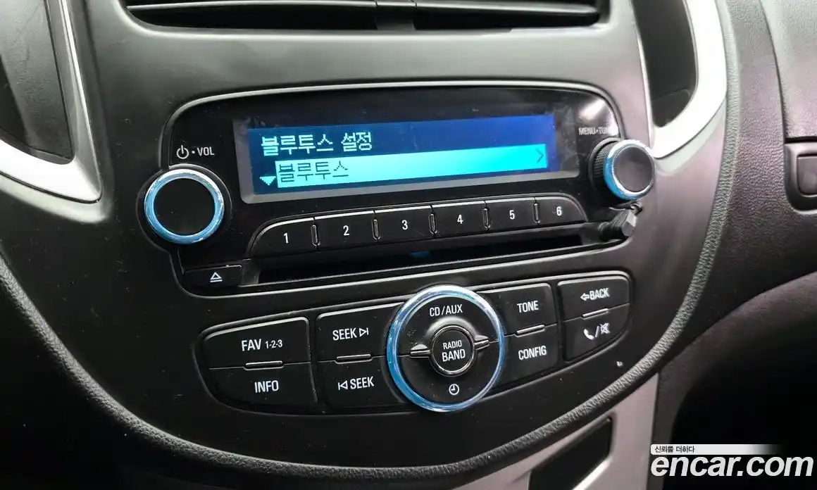 Chevrolet Trax 2015 1.6 Автомат в Москве № 1289988, фото 16