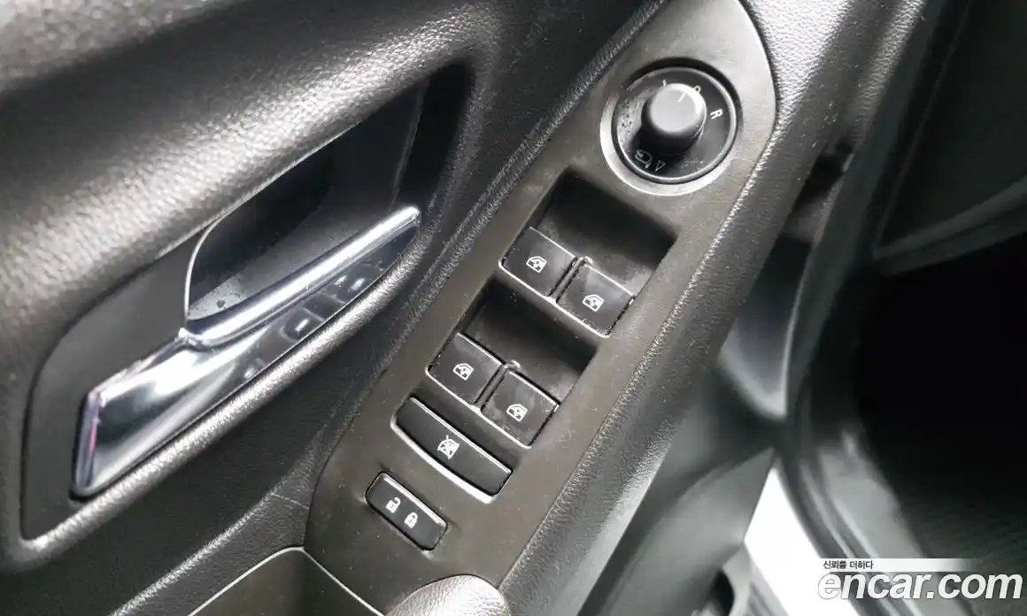 Chevrolet Trax 2015 1.6 Автомат в Москве № 1289988, фото 18