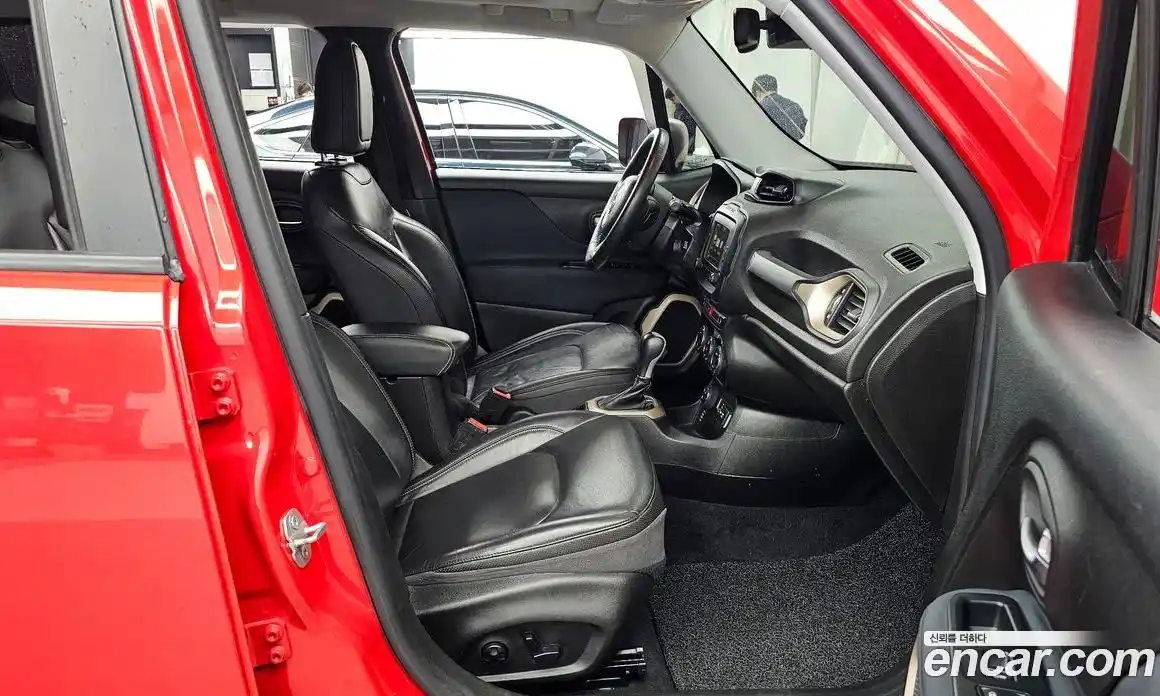Jeep Renegade 2015 2.0 гидро в Москве № 1290524, фото 11