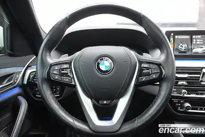 BMW 5-Series 2018 2.0 гидро в Москве № 1290732, миниатюра 9