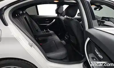 BMW 3-Series 2018 2.0 гидро в Москве № 1290817, миниатюра 11