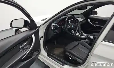 BMW 3-Series 2018 2.0 гидро в Москве № 1290817, миниатюра 12