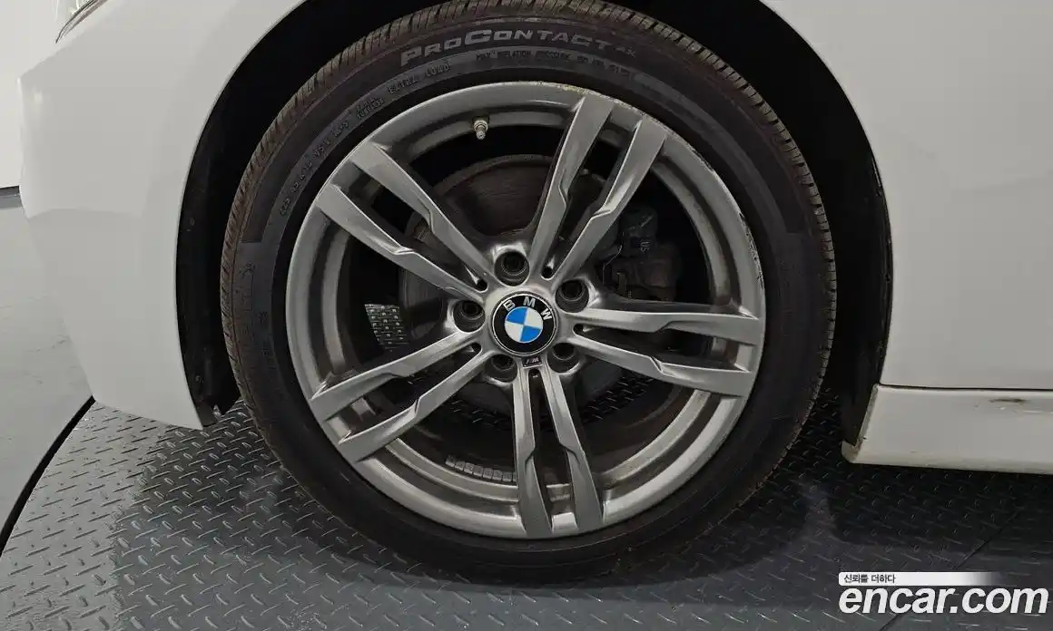 BMW 3-Series 2018 2.0 гидро в Москве № 1290817, фото 5