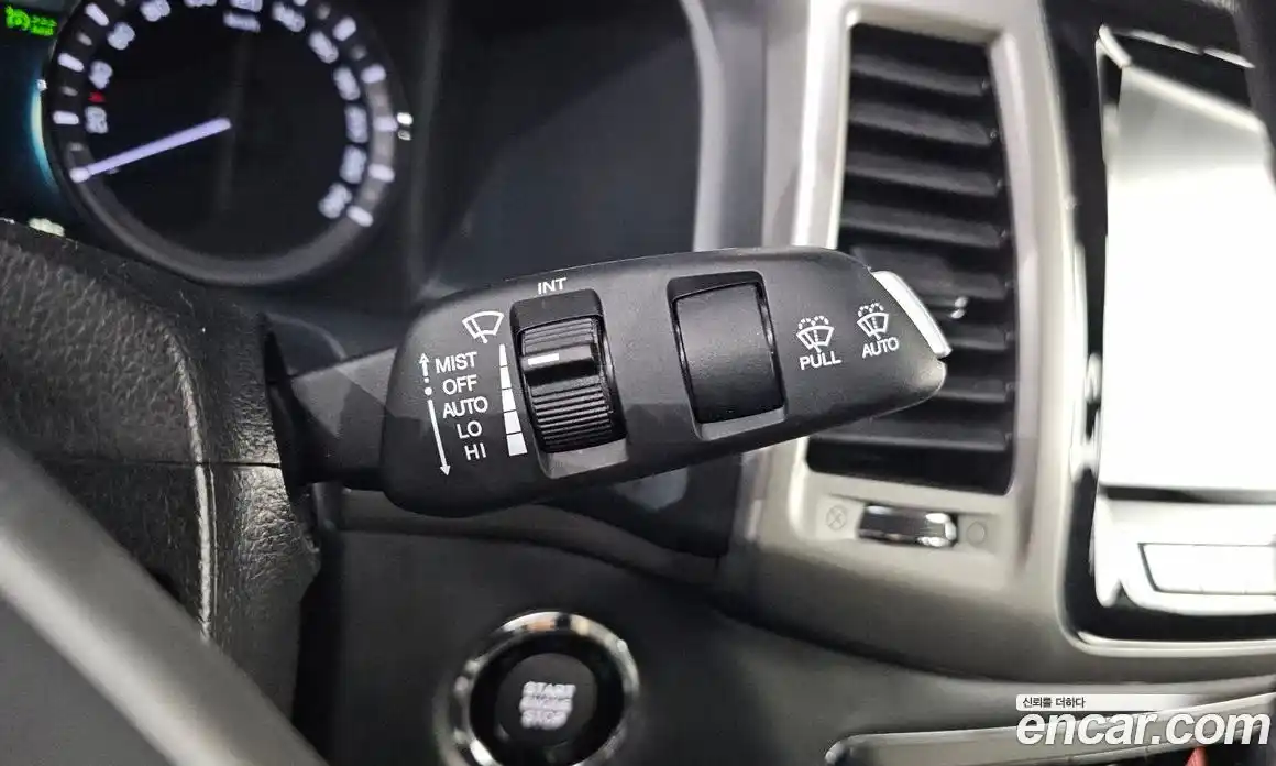 SsangYong Rexton 2018 2.2 Автомат в Москве № 1290895, фото 15