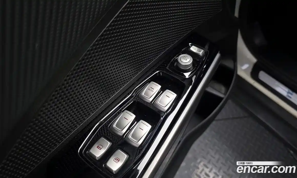 SsangYong TIBOLI 2019 1.6 Автомат в Москве № 1290912, фото 20