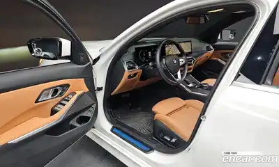 BMW 3-Series 2023 2.0 гидро в Москве № 1291305, миниатюра 10