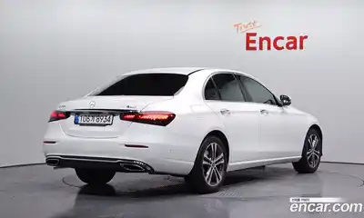 Mercedes-Benz E-Class 2022 2.0 гидро в Москве, миниатюра 2