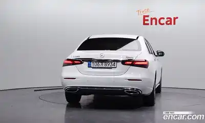 Mercedes-Benz E-Class 2022 2.0 гидро в Москве, миниатюра 4