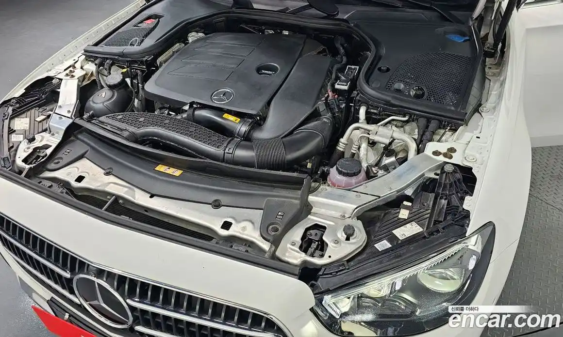 Mercedes-Benz E-Class 2022 2.0 гидро в Москве, фото 6