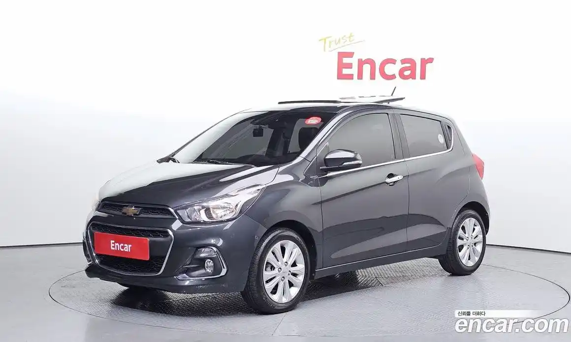 Chevrolet Spark 2017 1.0 Автомат в Москве № 1291615, фото 1
