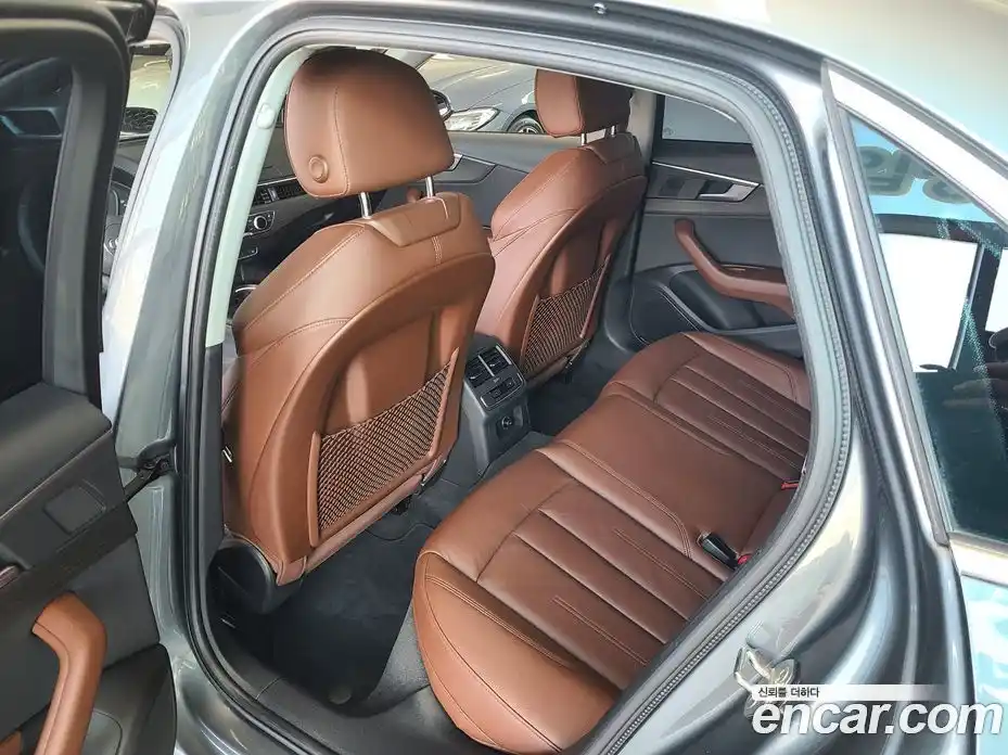 Audi A4 2018 2.0 гидро в Москве № 1292024, фото 13