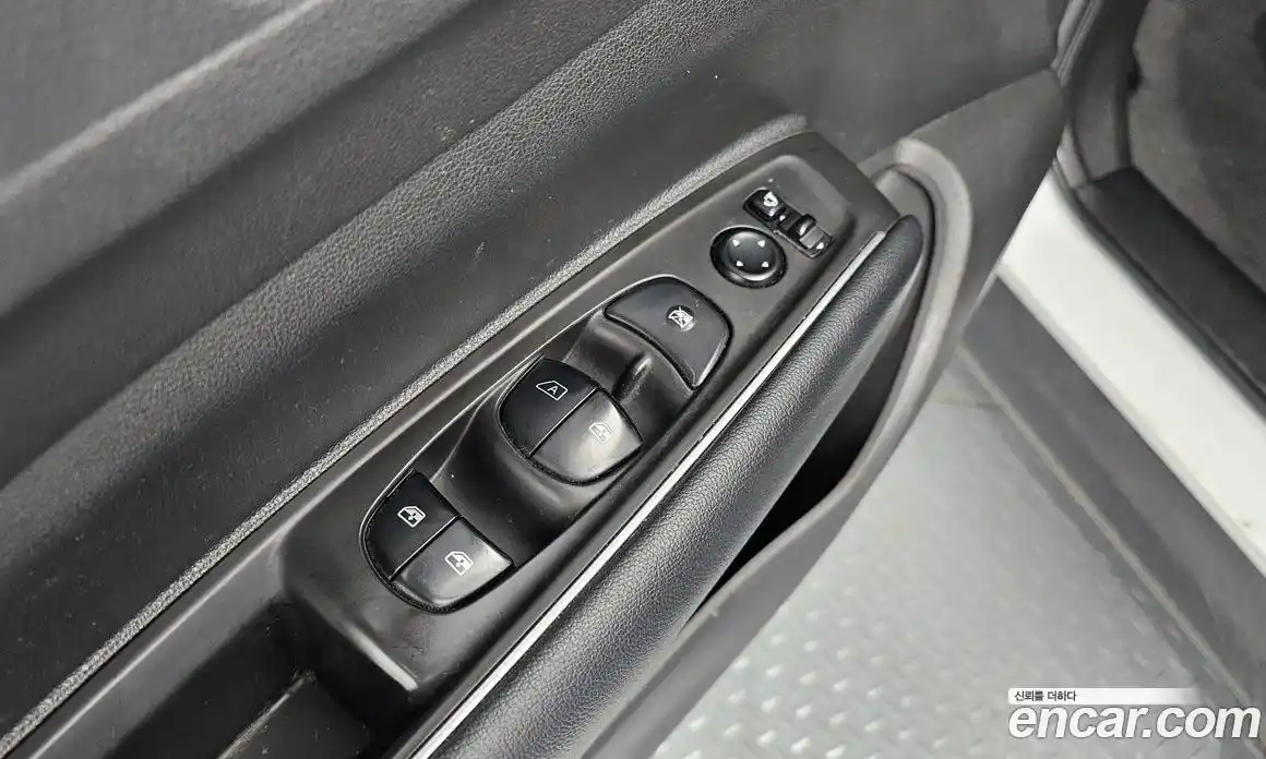 Renault QM6 2020 2.0 гидро в Москве № 1292172, фото 17