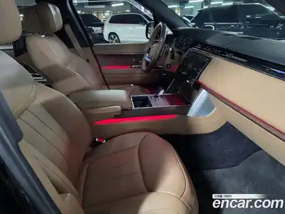Land Rover Range-Rover 2024 3.0 гидро в Москве № 1293271, миниатюра 12