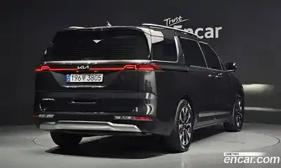 Kia Canival 2023 2.2 гидро в Москве № 132865, миниатюра 2