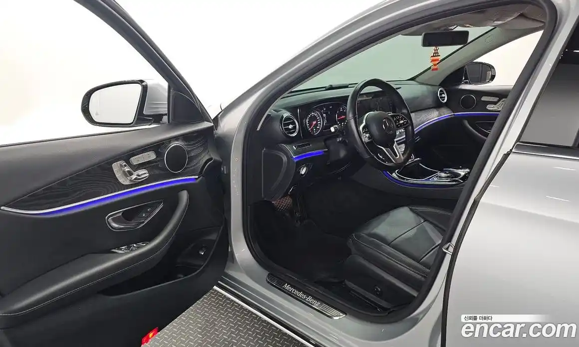 Mercedes-Benz E-Class 2019 1.9 гидро в Москве № 142739, фото 10
