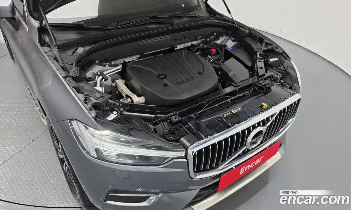 Volvo XC60 2021 2.0 гидро в Москве № 164425, фото 6