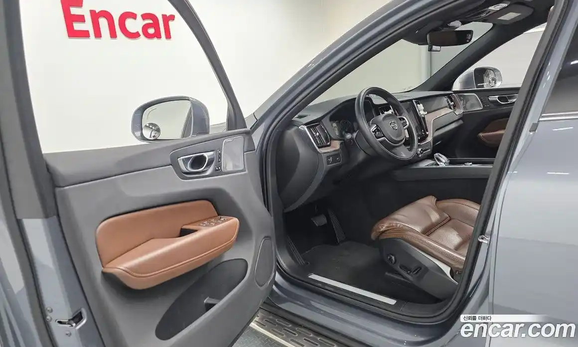 Volvo XC60 2021 2.0 гидро в Москве № 164425, фото 10