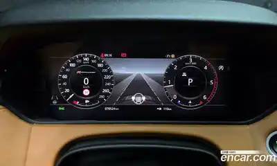 Land Rover Range-Rover Velar 2020 3.0 гидро в Москве № 166177, миниатюра 8