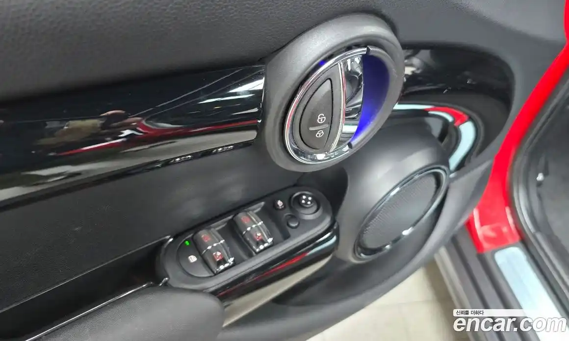 Mini Cooper 2019 1.5 гидро в Москве № 167051, фото 18