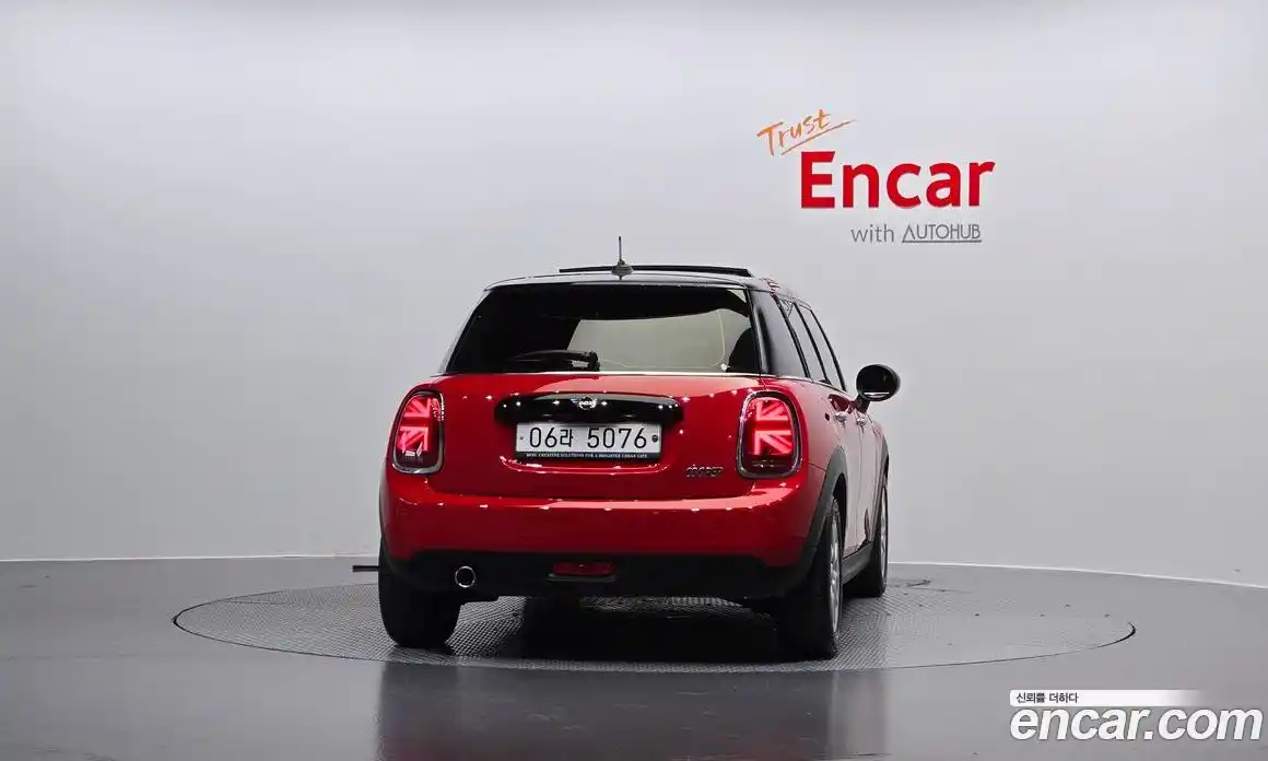 Mini Cooper 2019 1.5 гидро в Москве № 167051, фото 4