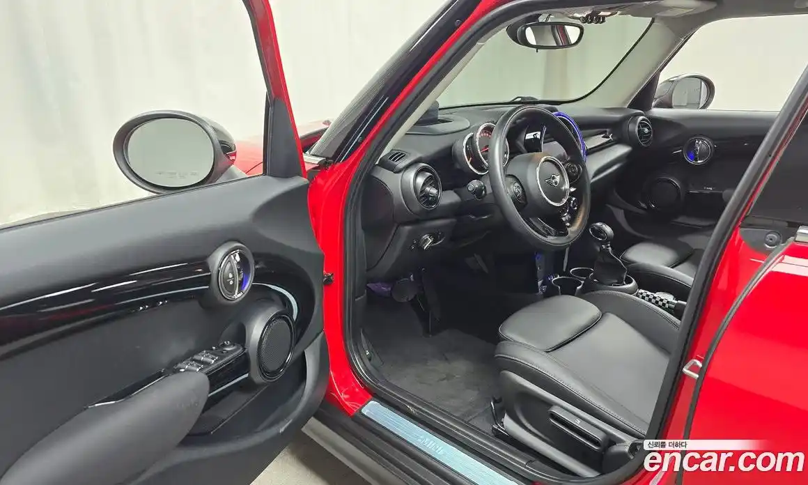 Mini Cooper 2019 1.5 гидро в Москве № 167051, фото 10