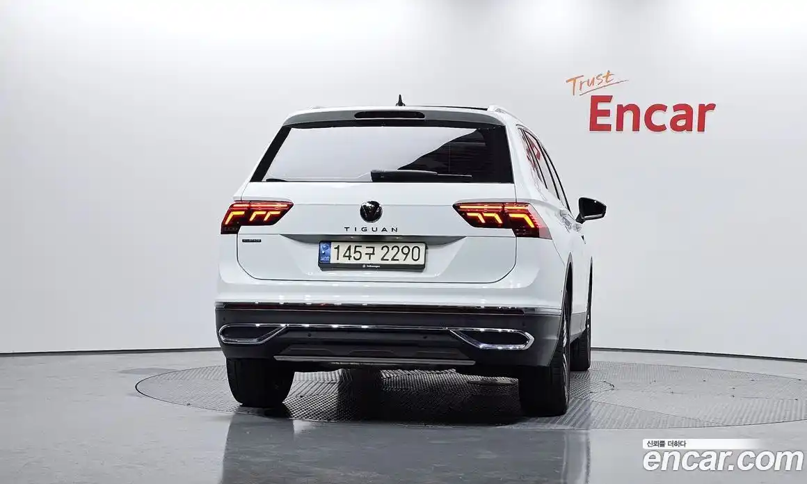 Volkswagen Tiguan 2022 2.0 гидро в Москве № 168652, фото 4