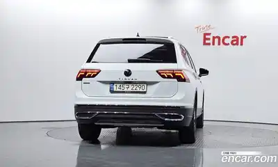 Volkswagen Tiguan 2022 2.0 гидро в Москве № 168652, миниатюра 4