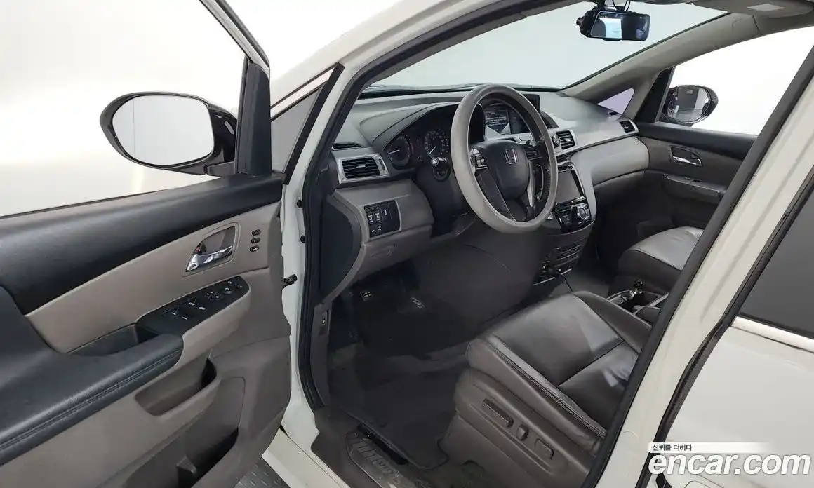 Honda Odyssey 2016 3.5 гидро в Москве № 170665, фото 9