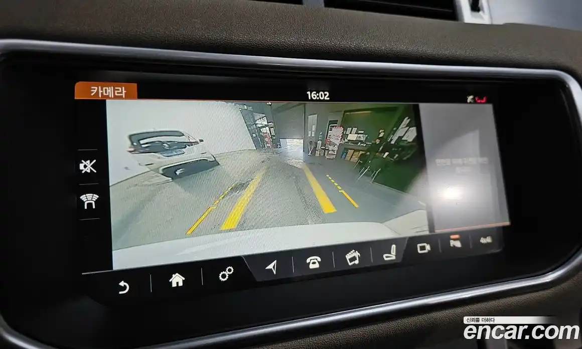 Land Rover Range-Rover Evoque 2018 2.0 гидро в Москве № 188759, фото 15
