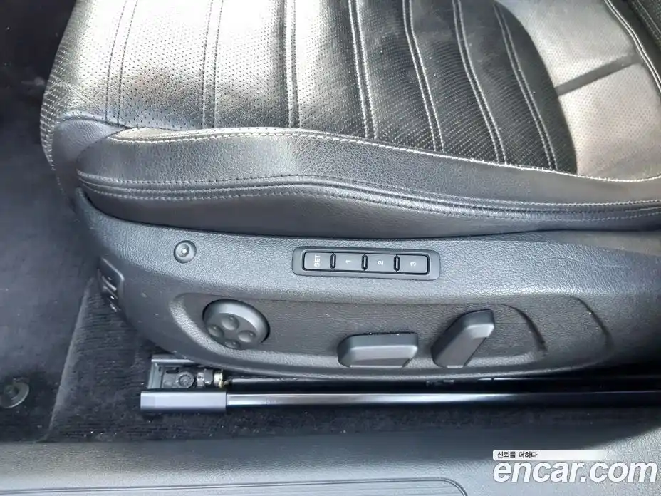 Volkswagen CC 2011 2.0 гидро в Москве № 199357, фото 18