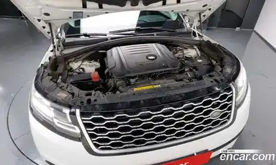 Land Rover Range-Rover Velar 2018 2.0 гидро в Москве № 213542, миниатюра 6