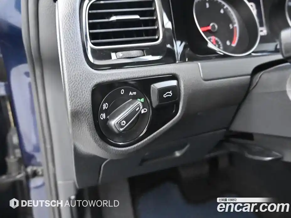 Volkswagen Golf 2015 2.0 гидро в Москве № 215330, фото 16