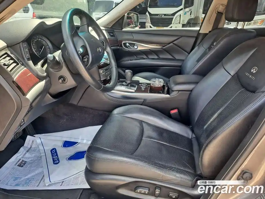 Infiniti M 2011 3.7 гидро в Москве № 305594, фото 6