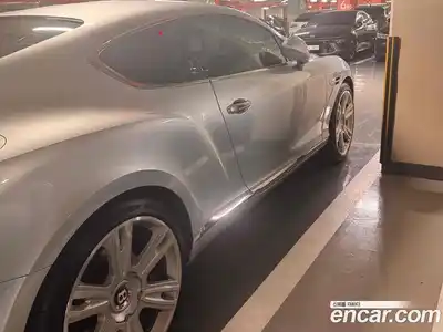 Bentley Continental 2017 4.0 гидро в Москве № 1151649, миниатюра 4