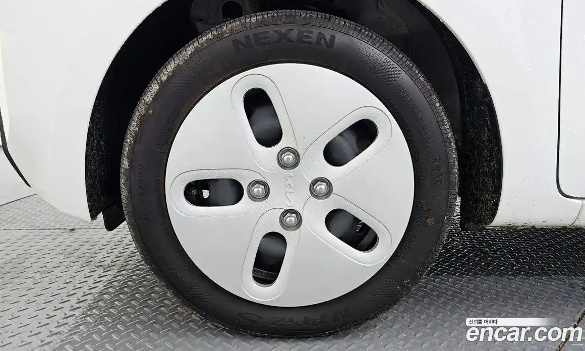 Kia Ray 2025 1.0 Автомат в Москве № 1244787, фото 5