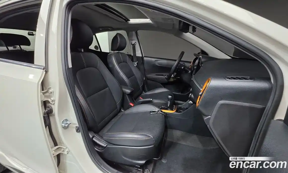 Kia Morning 2021 1.0 Автомат в Москве № 1245015, фото 10