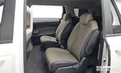 Kia Canival 2024 2.2 Автомат в Москве № 1245213, миниатюра 11