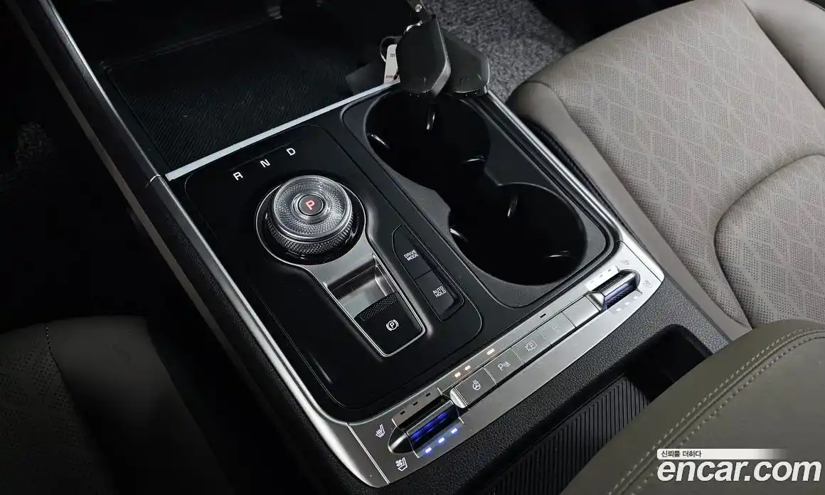 Kia Canival 2024 2.2 Автомат в Москве № 1245213, фото 8