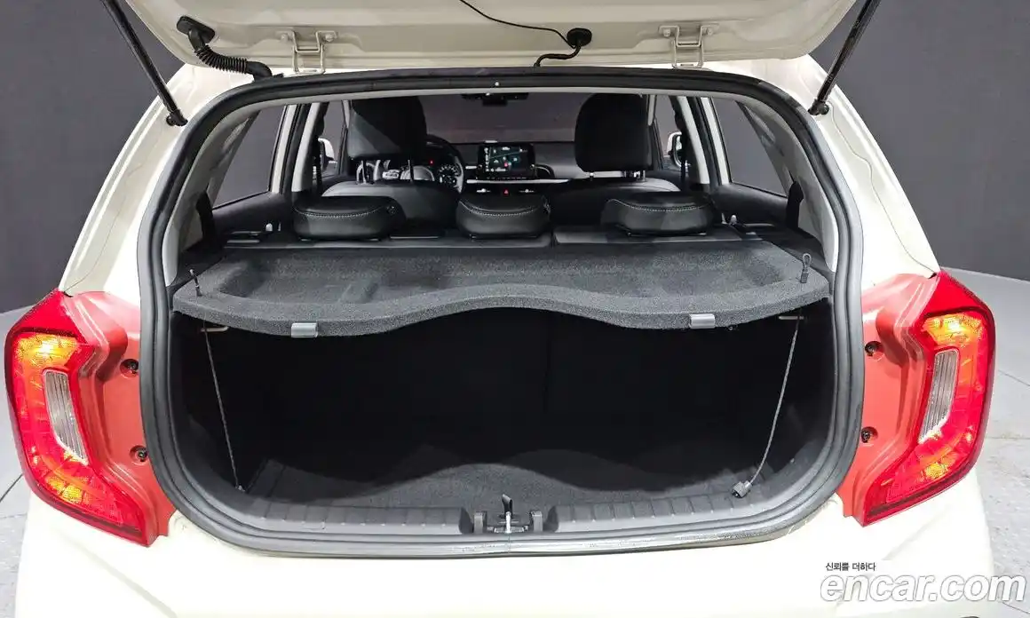 Kia Morning 2023 1.0 Автомат в Москве № 1245241, фото 15