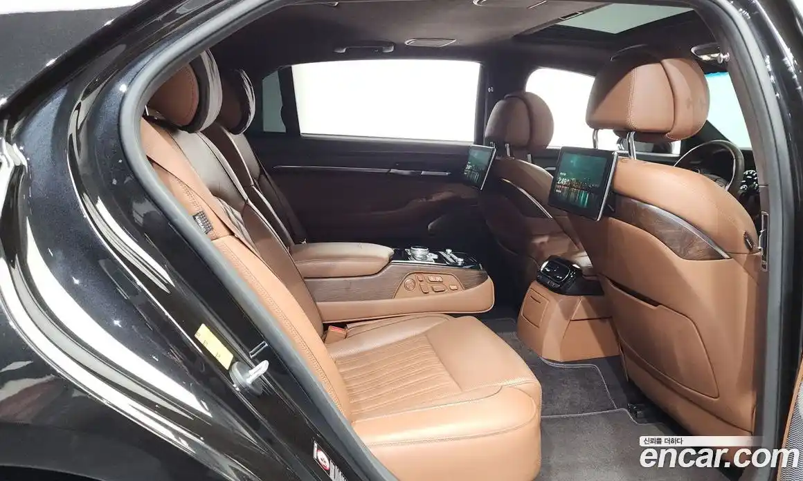 Genesis G90 2019 5.0 Автомат в Москве № 1245600, фото 11