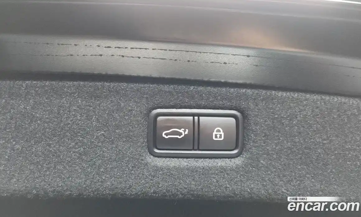 Genesis G90 2019 5.0 Автомат в Москве № 1245600, фото 18