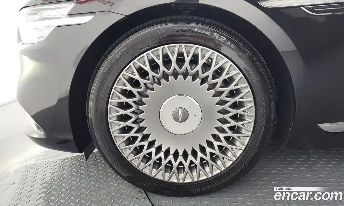 Genesis G90 2019 5.0 Автомат в Москве № 1245600, фото 5