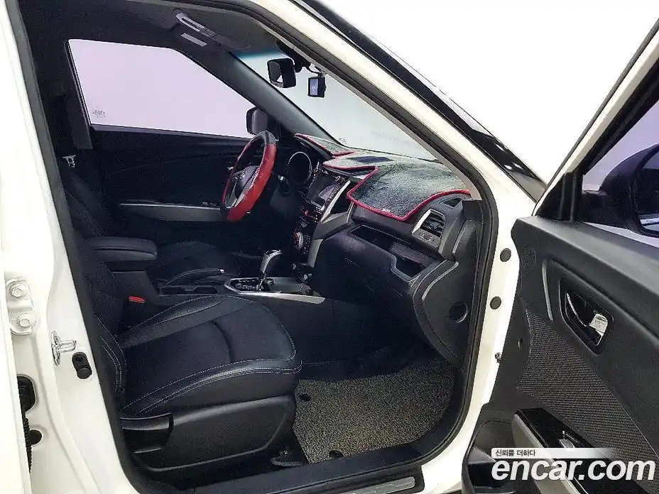 SsangYong TIBOLI 2016 1.6 Автомат в Москве № 1246415, фото 14