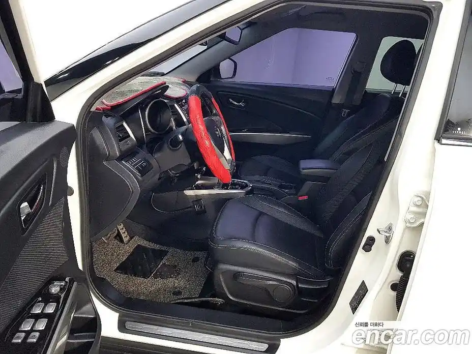 SsangYong TIBOLI 2016 1.6 Автомат в Москве № 1246415, фото 8