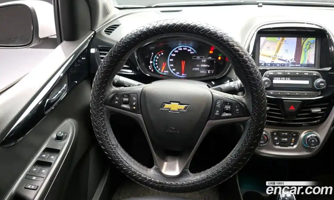 Chevrolet Spark 2018 1.0 гидро в Москве, фото 12