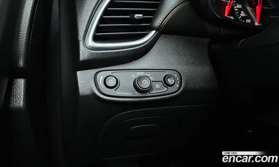Chevrolet Trax 2016 1.4 гидро в Москве № 1246876, фото 16