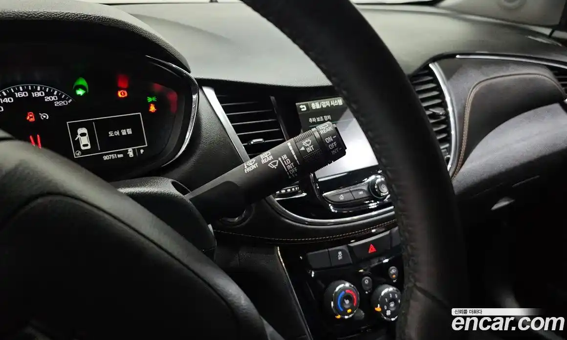 Chevrolet Trax 2016 1.4 гидро в Москве № 1246876, фото 17