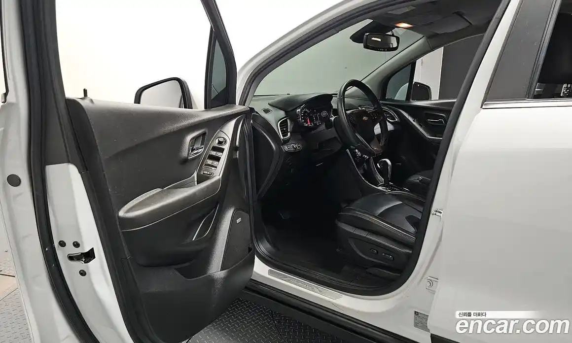 Chevrolet Trax 2016 1.4 гидро в Москве № 1246876, фото 10