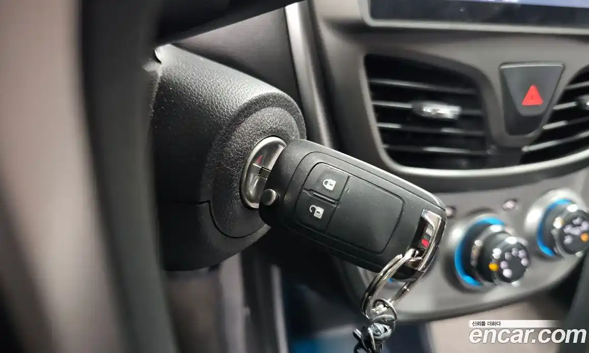 Chevrolet Spark 2015 1.0 гидро в Москве № 1246963, фото 15