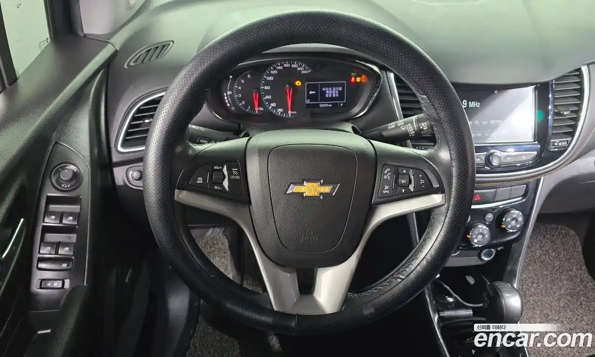 Chevrolet Trax 2018 1.6 гидро в Москве № 1247175, фото 13